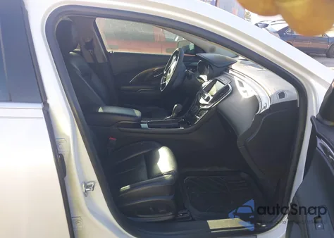 2016 Buick Lacrosse Premium Ii z USA, uszkodzony, nr VIN 1G4GF5G34GF187224